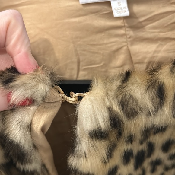 Faux fur jacket - Picture 6 of 7